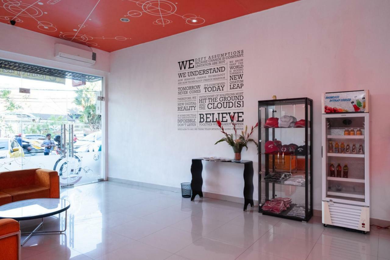 Reddoorz @ Pelita Raya Rappocini Hotell Makassar Exteriör bild