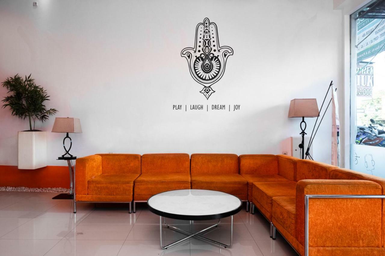 Reddoorz @ Pelita Raya Rappocini Hotell Makassar Exteriör bild