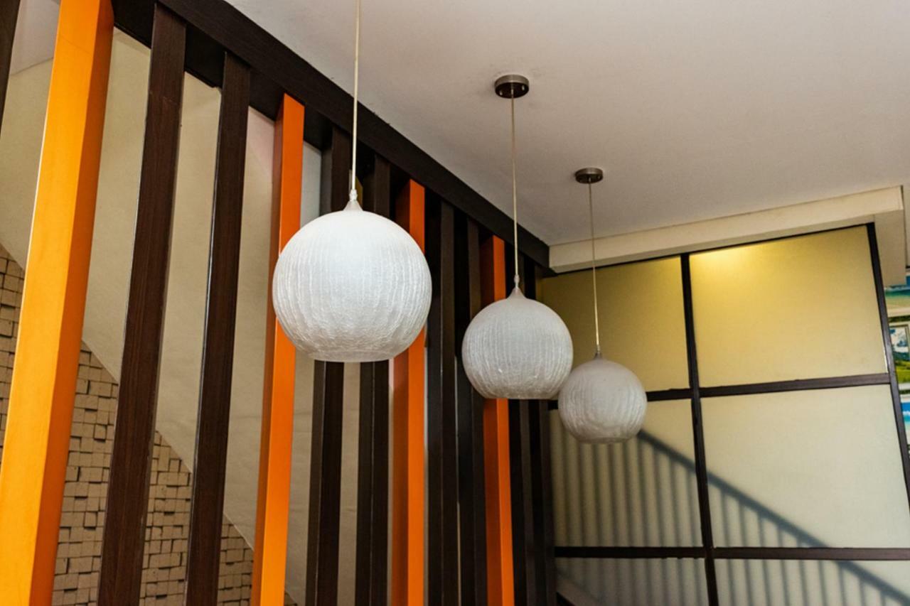 Reddoorz @ Pelita Raya Rappocini Hotell Makassar Exteriör bild