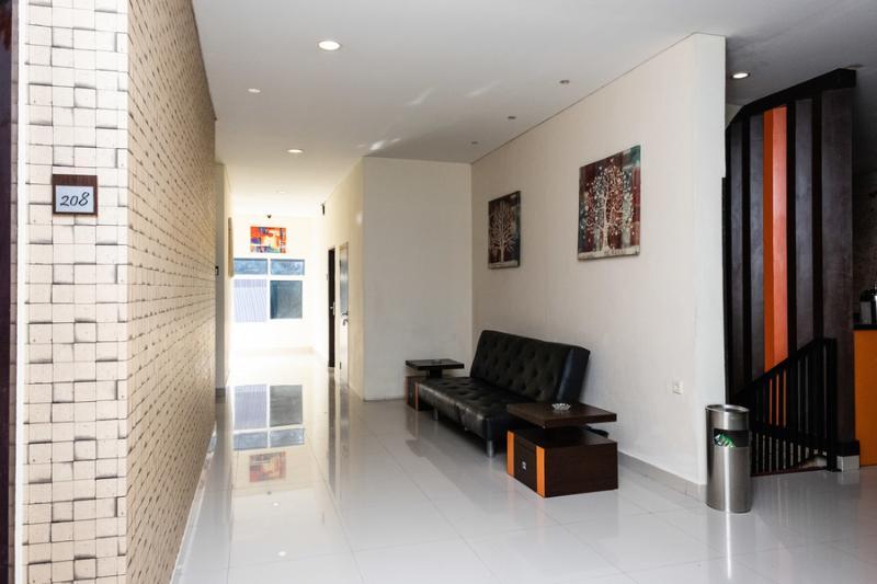 Reddoorz @ Pelita Raya Rappocini Hotell Makassar Exteriör bild