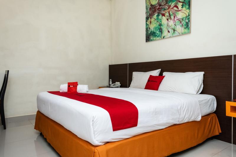 Reddoorz @ Pelita Raya Rappocini Hotell Makassar Exteriör bild
